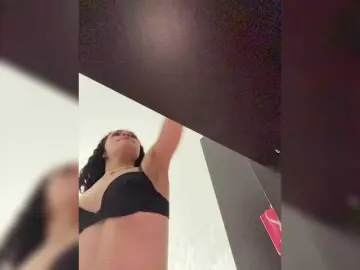 Bongacams Sex Cam of Adelina-Libby