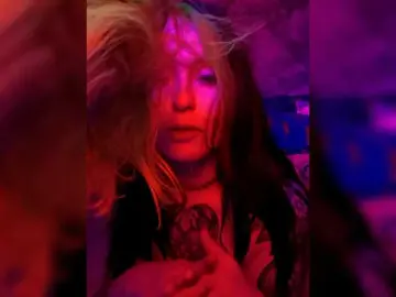 Bongacams Live Porn of HenryVeknov