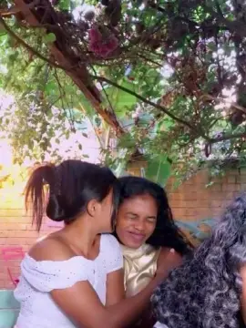 Cam4 Free Porn Cam of SissiFrenchy