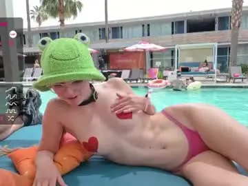 Chaturbate Adult Video Chat of emmasky69