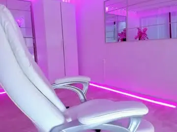 Chaturbate Live Porn of miss_diamond__