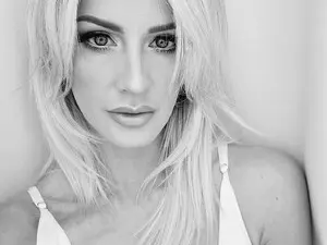 Myfreecams Nude Webcam of SelinaRose