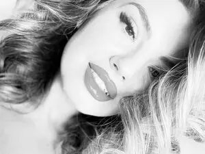 Myfreecams Live Porn of Ur_Wet_Desire