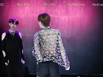 Stripchat Sex Cam of Queen-Vibe