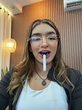 Stripchat Live Sex Cam of jenn_fit