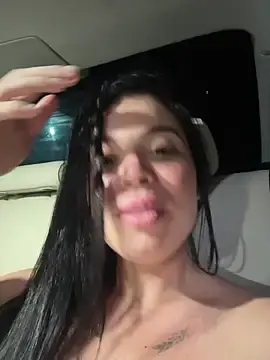 Stripchat Live Sex Cam of Rafaellaz