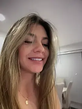 Stripchat Live Sex Cam of alicee16