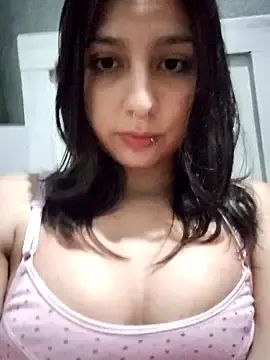 Stripchat Adult Video Chat of Maiden-Hot