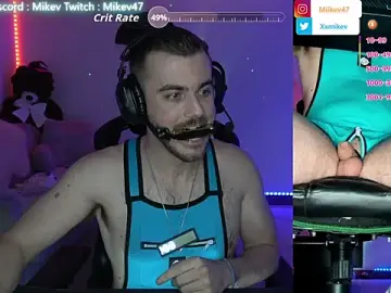 Stripchat Live Sex Cam of Mikev