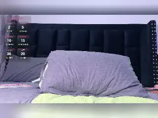 Xlovecam Watch Live Sex Cams of Shaaron